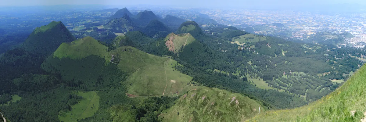 image-monte-escalier-puy-de-dome.webp Image Monte escalier Puy-de-Dôme